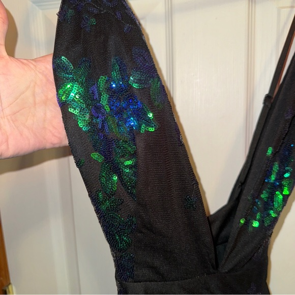 SHEIN LOVE&LEMONADE Sequin Plunge Neck Crisscross Backless Mesh Cami Dress - Picture 5 of 10